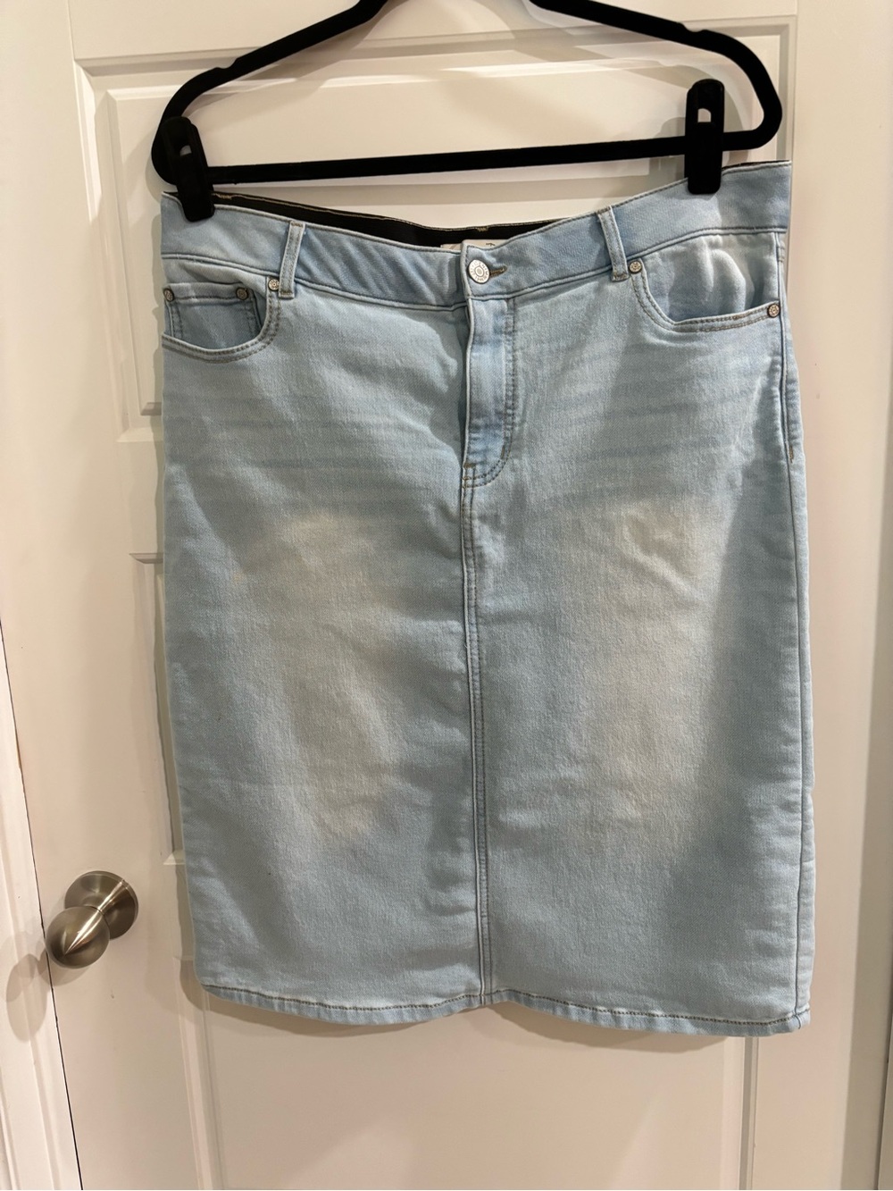 Light Wash Denim Skirt - Casual A-Line size 16